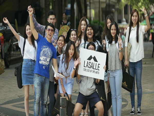 Giao lưu sinh viên tại Lasalle Singapore